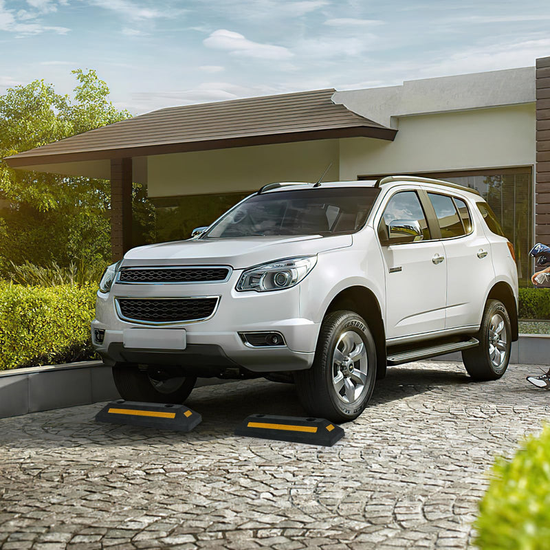 Load image into Gallery viewer, Goplus Parking Block, 2 Pack 21.5" Rubber Parking Bumpers with Three-Way Reflective Stripes