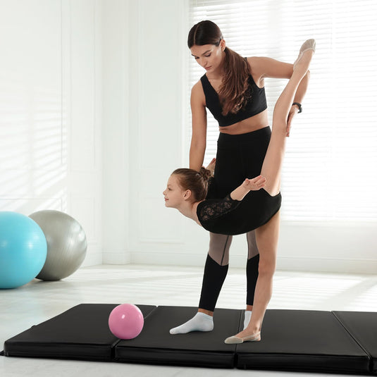 Folding Tumbling Mat with Carry Handles, Hook & Loop Fasteners - Goplus