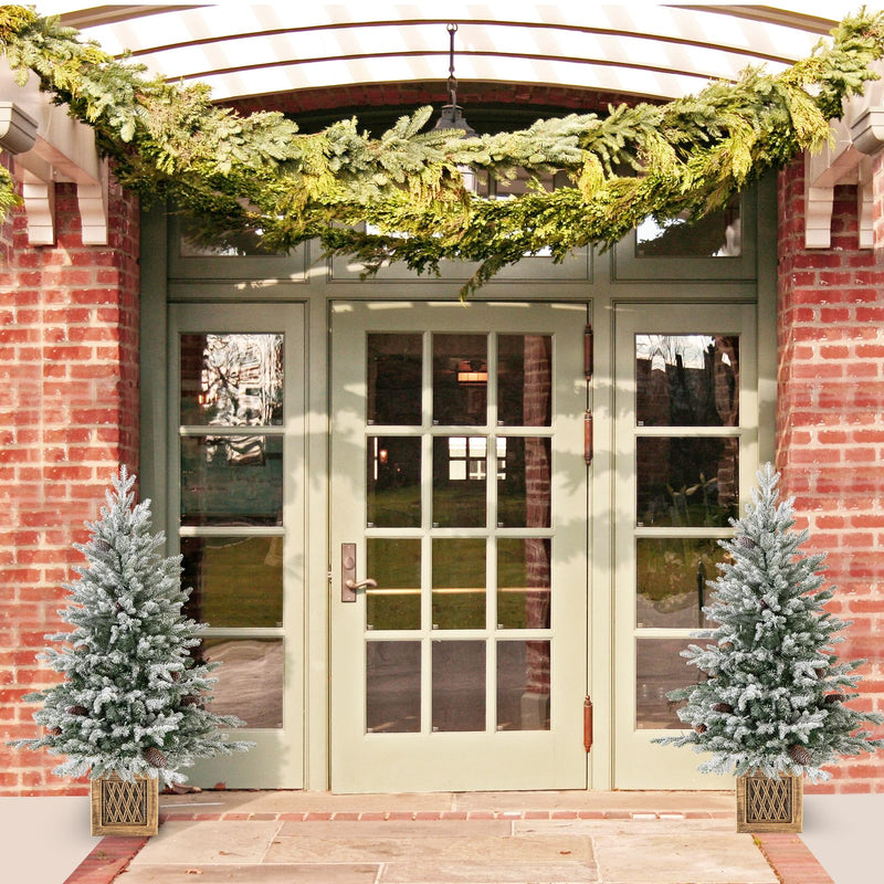 Load image into Gallery viewer, Goplus 4 FT Pre-lit Entrance Christmas Tree with 231 Branch Tips and 100 LED Lights
