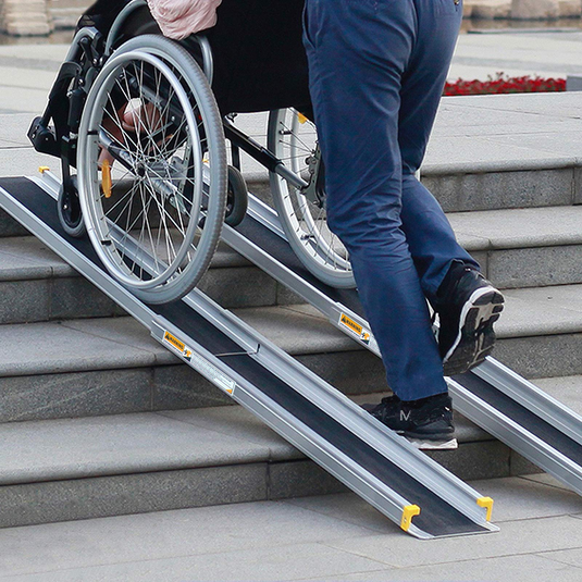 Goplus Wheelchair Ramp, Adjustable Portable Aluminum Ramps with Non-Skid Surface for Steps Home Doorways (A Pair)